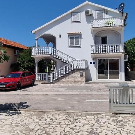 ויר Apartmani Ira מראה חיצוני תמונה