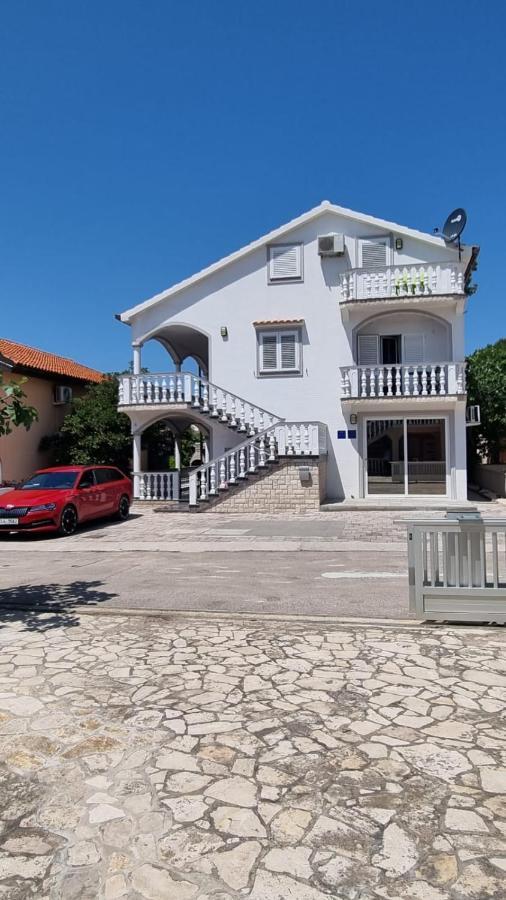 ויר Apartmani Ira מראה חיצוני תמונה