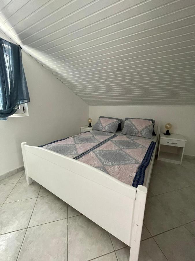 ויר Apartmani Ira מראה חיצוני תמונה