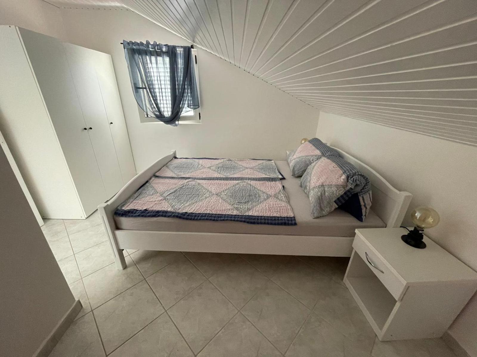 ויר Apartmani Ira חדר תמונה