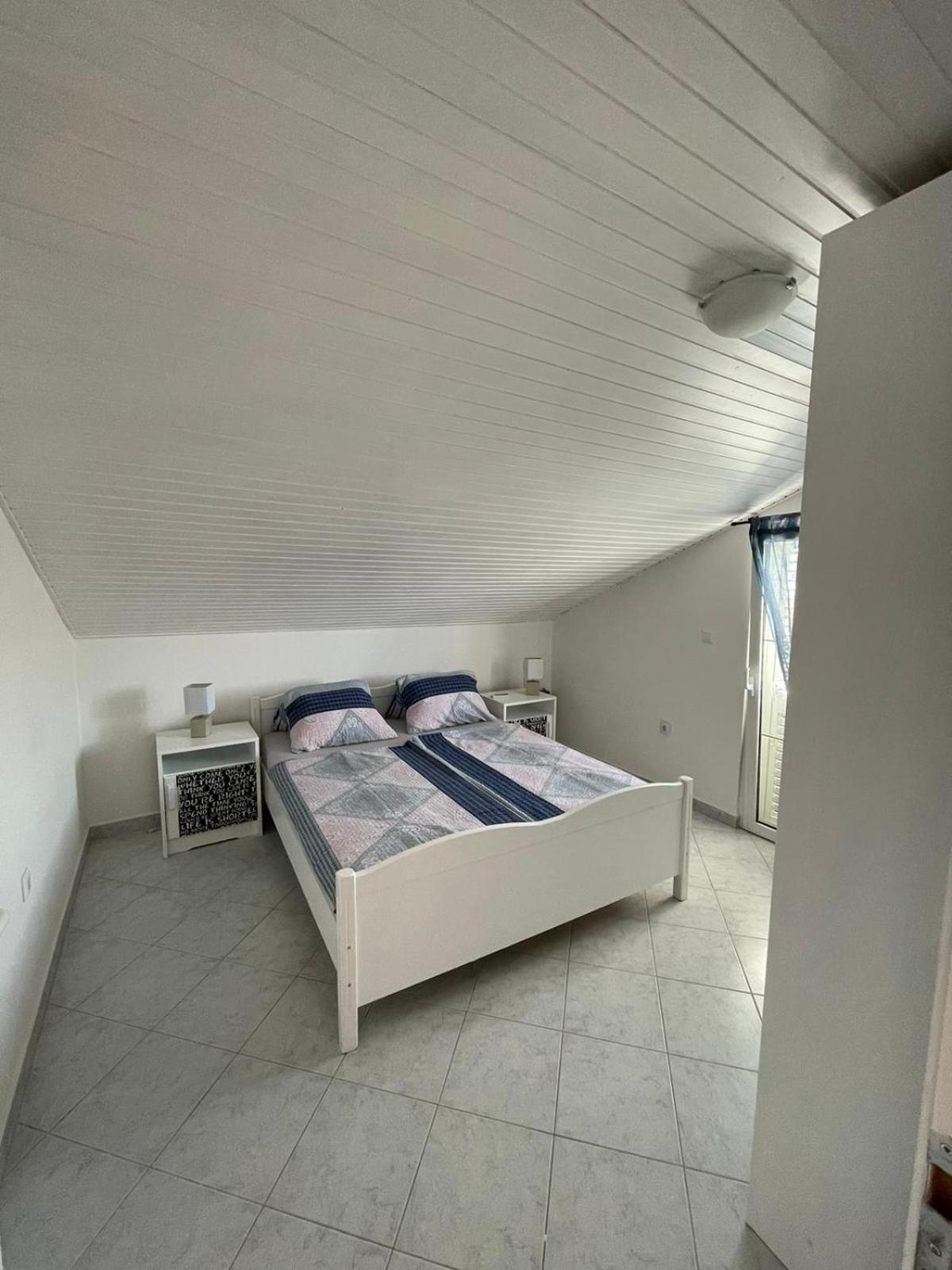 ויר Apartmani Ira חדר תמונה
